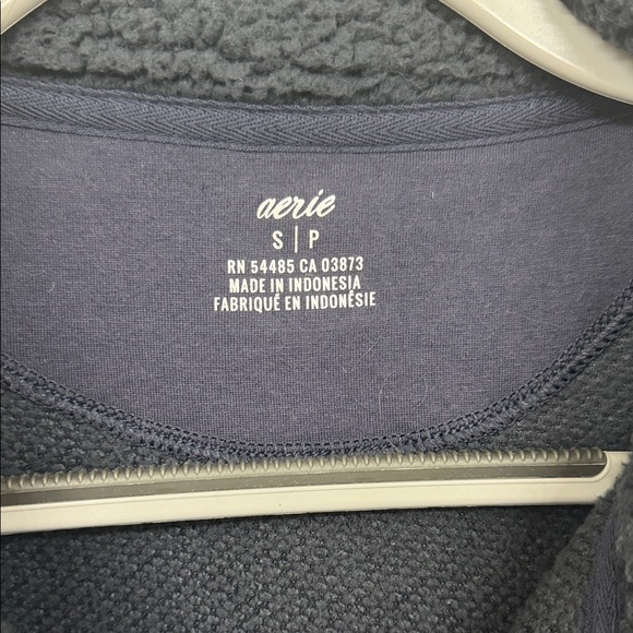 Aerie Cloud Sherpa Oversized Button Pullover in Navy: S - Picture 3 of 5